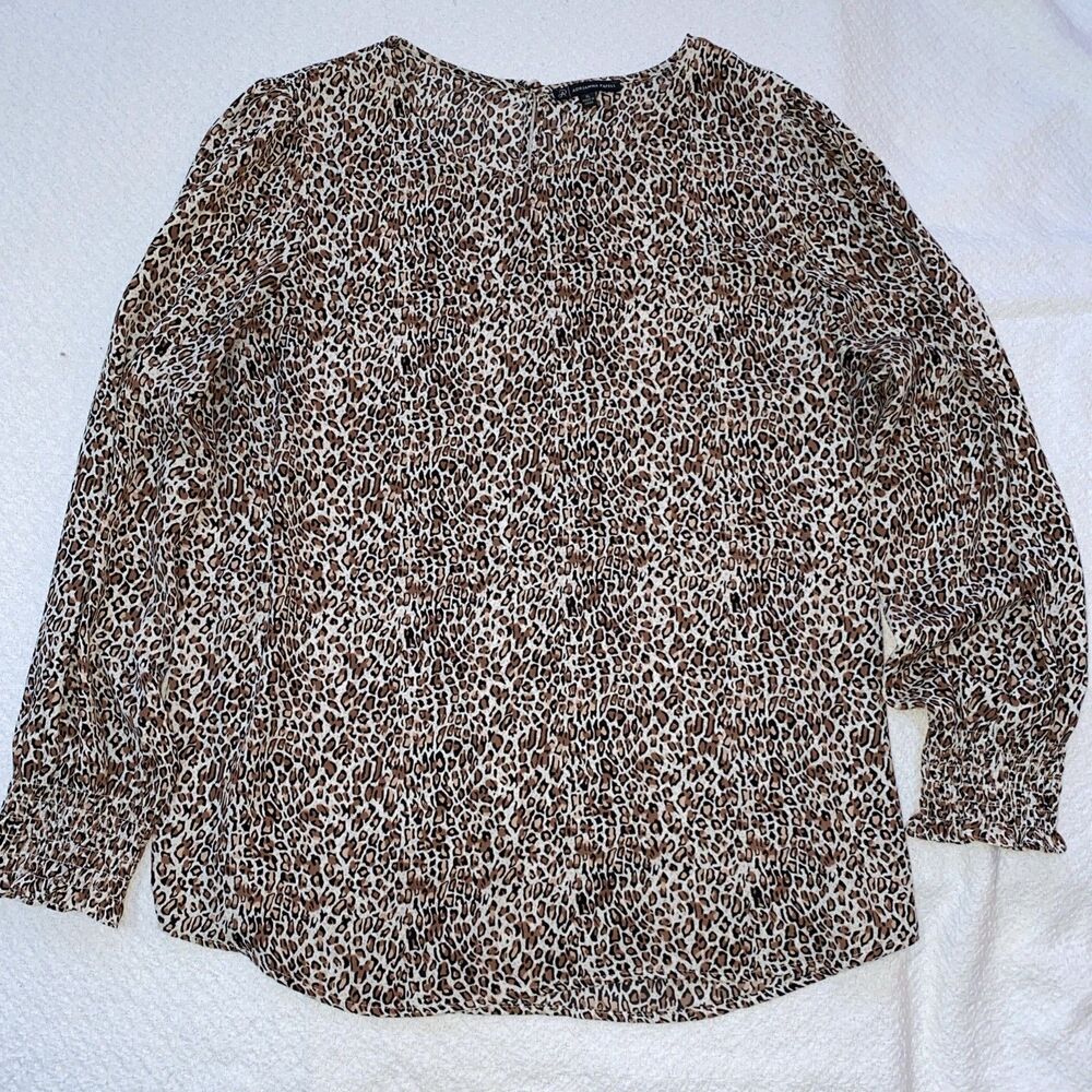 Adrianna Papell Leopard Print Blouse XL Smocked Cuff Boho Animal Print Top Chic